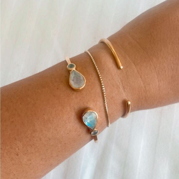 Moonstone bangle  - Picture 4 of 5